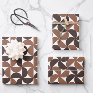 Braun-mittelmodernes Muster Geschenkpapier Set