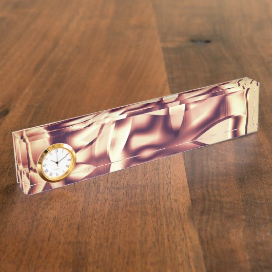 Braun- oder bordeauxrot, beige namensplakette (Seite)