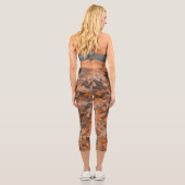 Braun Orange Dreieck-Muster Capri Leggings (Rückseite)