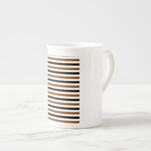 Braun Schwarz und weiß gestreiftes Design Porzellantasse