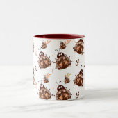 Braun und Beige Ladybug und Muster für Blume Zweifarbige Tasse (Mittel)