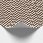 Braun- und cremefarbener Houndstooth-Klassiker  Geschenkpapier (Ecke)