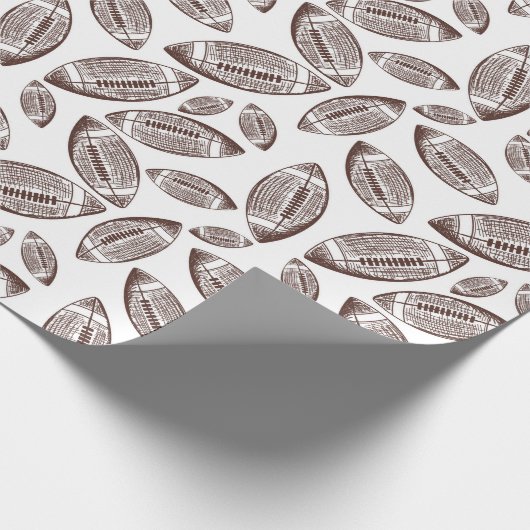 Braun- und Weißfußballmuster Geschenkpapier (Ecke)