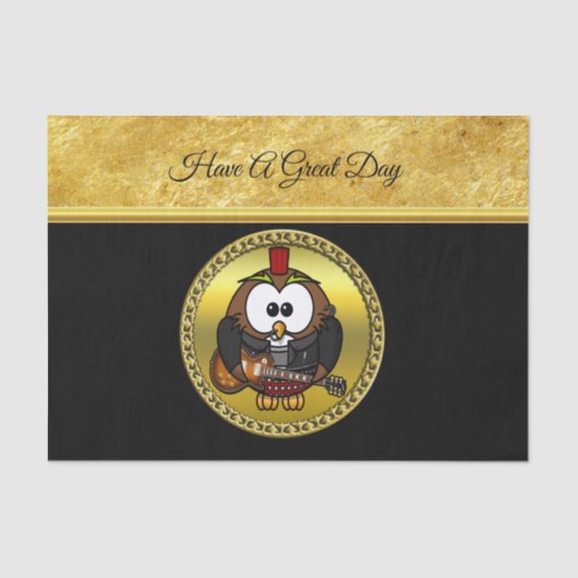 Braun-weiße Eule spielt Gitarre mit rotem Hut Seidenpapier (Vorderseite)