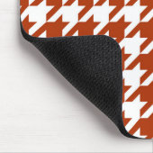 Braun-weißes Houndstooth-Karodesign Mousepad (Ecke)