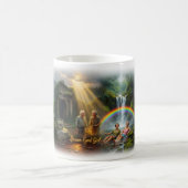 Braunäugiges-Mädchen-Regenbogen-Wasserfall-Nostalg Kaffeetasse (Mittel)