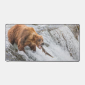 Braunbär fängt roten Lachs Schreibtischunterlage (Vorderseite)