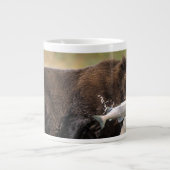 Braunbär, Grizzlybär, Lachsfang, Jumbo-Tasse (Vorderseite)
