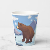 Braunbär in den Bergen Pappbecher (Rückseite)