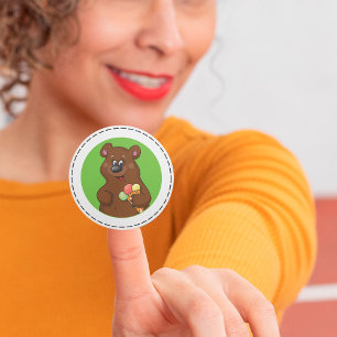 Braunbär mit Eiscreme Runder Aufkleber