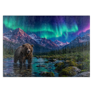 Braunbär und Nordlichter Schneidebrett