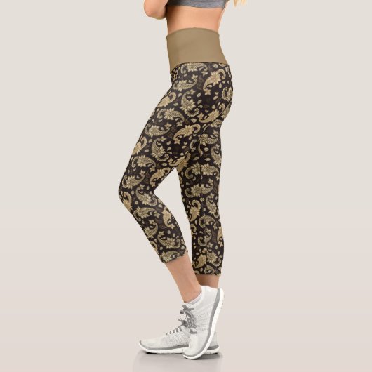 Braunbeige Paisley Pattern Hochgebirgskette Capri Leggings (Links)