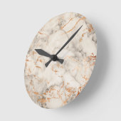 Braune Akzente und weiße Abstrakte Muster Runde Wanduhr (Winkel)