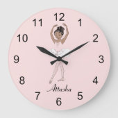 Braune Ballerina fünfte Position Große Wanduhr (Vorderseite)