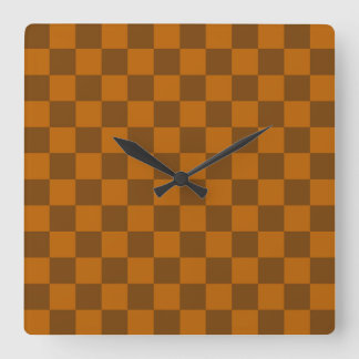 Braune Beige Markierter Block Print Quadratische Wanduhr