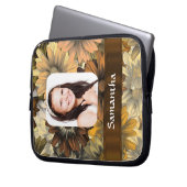 Braune Blumenvorlage Laptopschutzhülle (Vorderseite Links)