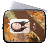 Braune Blumenvorlage Laptopschutzhülle (Vorderseite)