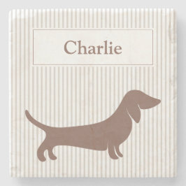 Braune Dackel auf Beige Streifen Individuelle Name Steinuntersetzer