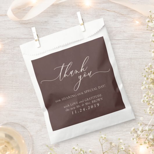Braune formelle minimalistische Hochzeit Geschenktütchen (Ausgeschnitten)