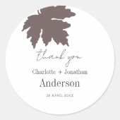 Braune Gastgeschenke Hochzeiten für Ahornblätterbl Runder Aufkleber (Vorderseite)