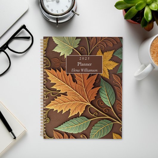 Braune, goldene und grüne Herbstblätter Planer