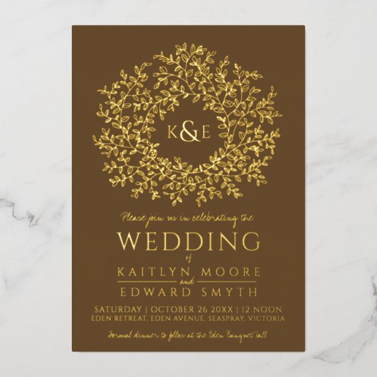 Braune handgezeichnete Blatt-Monogramm-Art Goldhoc Folieneinladung (Vorderseite)