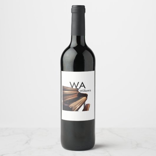 Braune Holzpiantasten - Monogrammname Weinetikett (Vorderseite)