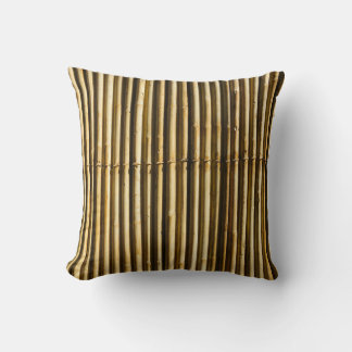 Braune Holzplatte Kissen