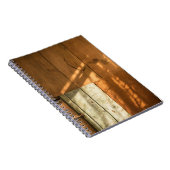Braune Holzwand Notizblock (Rechte Seite)