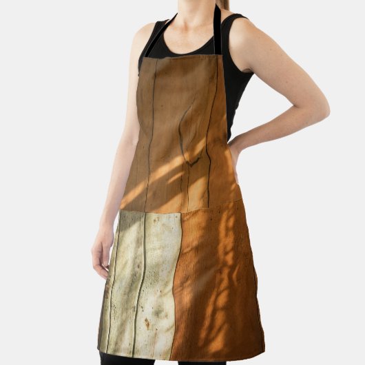 Braune Holzwand Schürze (InSitu)