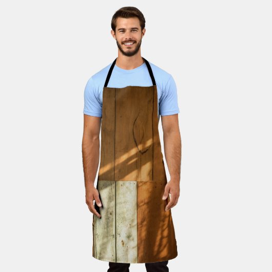 Braune Holzwand Schürze (Getragen)