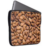 Braune Nüsse Laptopschutzhülle (Vorne Rechts)