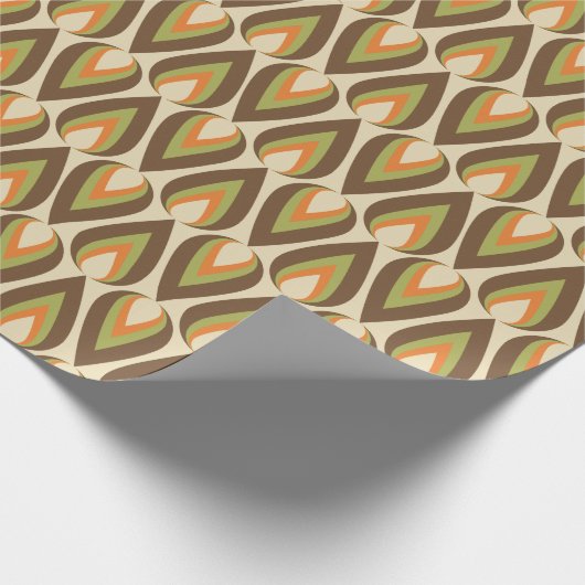Braune, orange, grüne Retro geometrische Teardrops Geschenkpapier (Ecke)