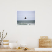 Braune Pelikane, die über den Ozean fliegen 16x20 Poster (Küche)