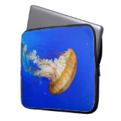 Braune Qualle Laptopschutzhülle (Vorderseite Links)