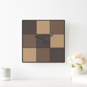 Braune Schachbrett Quadratische Wanduhr (Zuhause)