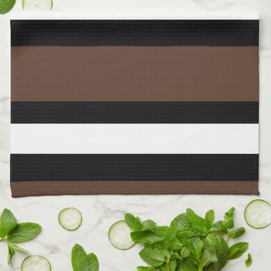 Braune, schwarz-weiße Streifen Geschirrtuch (Gefaltet)