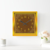 Braune und gelbe goldgelbe Spitzen, ausgestreckte  Quadratische Wanduhr (Zuhause)