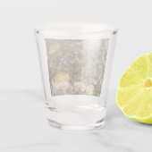 Braune und graue, natürliche Abstrakte Kies Schnapsglas (Rückseite)