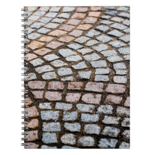 Braune und rote Ziegel Notizblock