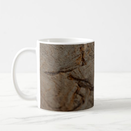 Braune und schwarze Holzoberfläche Kaffeetasse (Links)