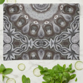 Braune und silber Kaleidoskop Mandala Muster Geschirrtuch (Gefaltet)