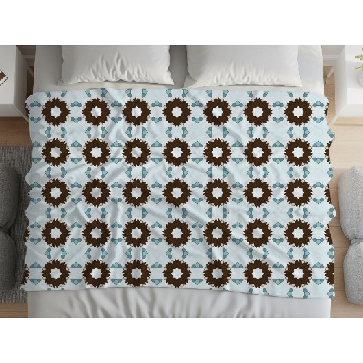 Braune und weiße Blumen geometrisch gemustert  Fleecedecke
