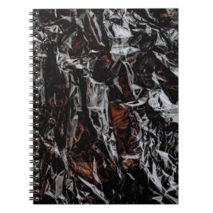 Braune und weiße getrocknete Blätter Notizblock