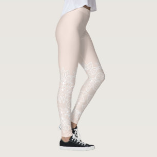 Braune und weiße spitzenähnliche Leggings