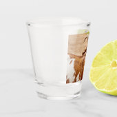 Braune und weiße Ziege Schnapsglas (Links)