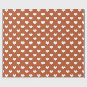 Braune weiße Liebe Herzdesign Geschenkpapier (Flach)