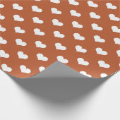 Braune weiße Liebe Herzdesign Geschenkpapier (Ecke)