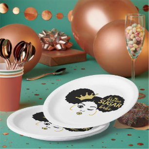 Braune Zucker-Babe in Schwarz und Gold Pappteller