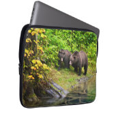 Brauner Bär & Cub | Hyder, Alaska Laptopschutzhülle (Vorne Rechts)